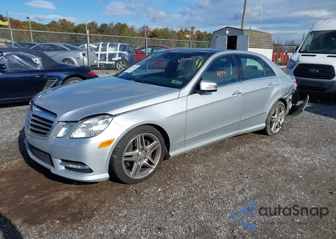 2013 Mercedes-Benz E 350 4Matic из США, поврежденный, VIN WDDHF8JB7DA686267